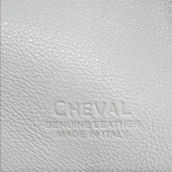 Cheval Firenze | White Leather Tote w/ Matching Mini Bag - Picture 5 of 12